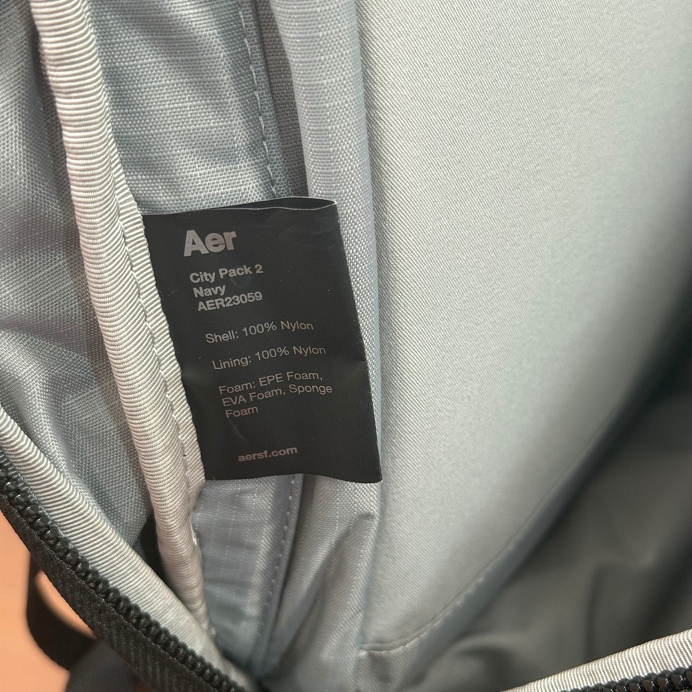 Aer City Pack 2 in Navy 16L like-new - Picture 7 of 13